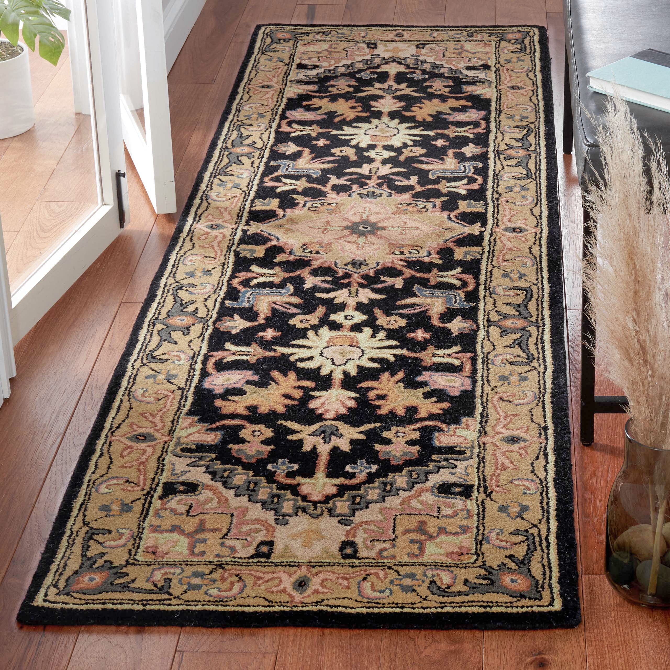 Heritage Traditional Area Rug Collection