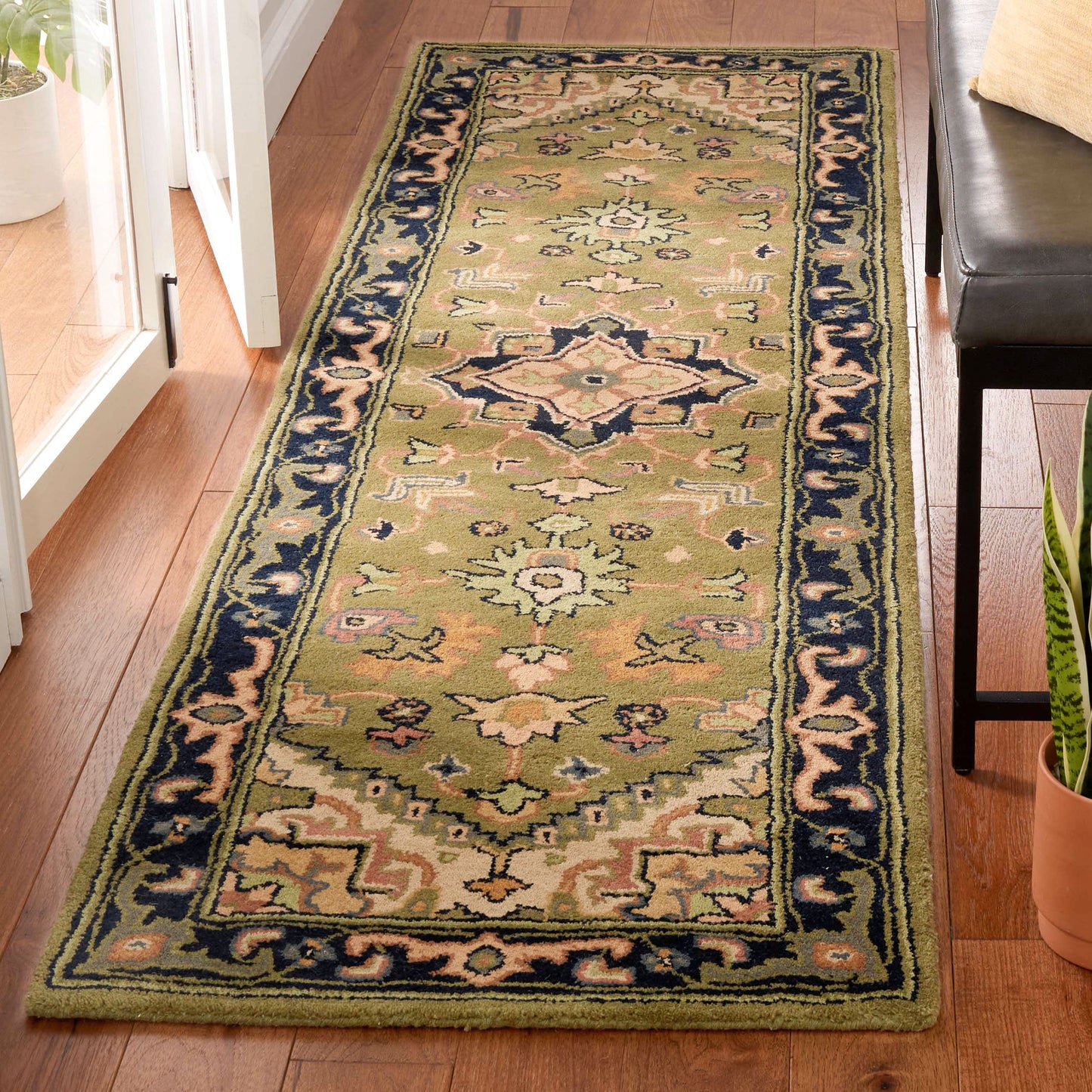 Heritage Traditional Area Rug Collection