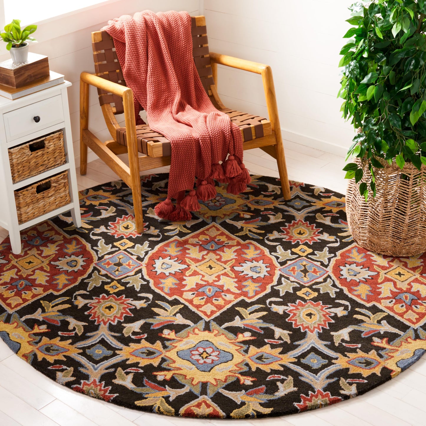 Traditional Oriental Wool Area Rug