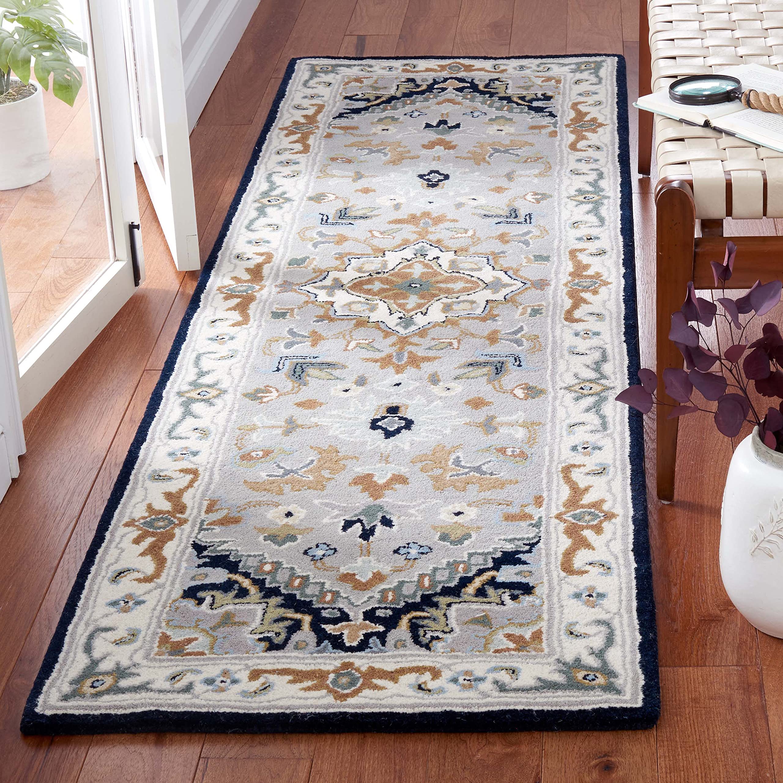 Heritage Traditional Area Rug Collection