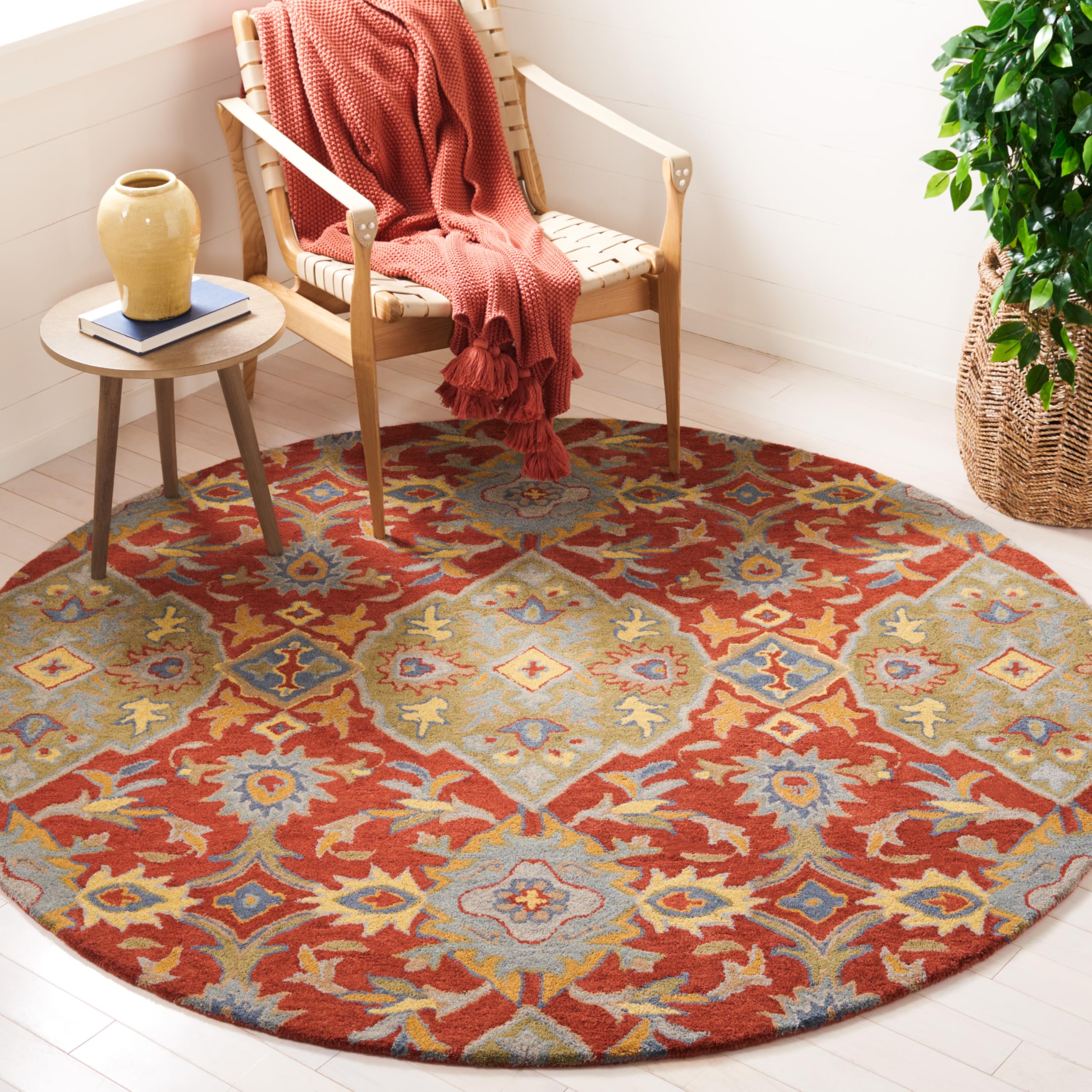 Traditional Oriental Wool Area Rug
