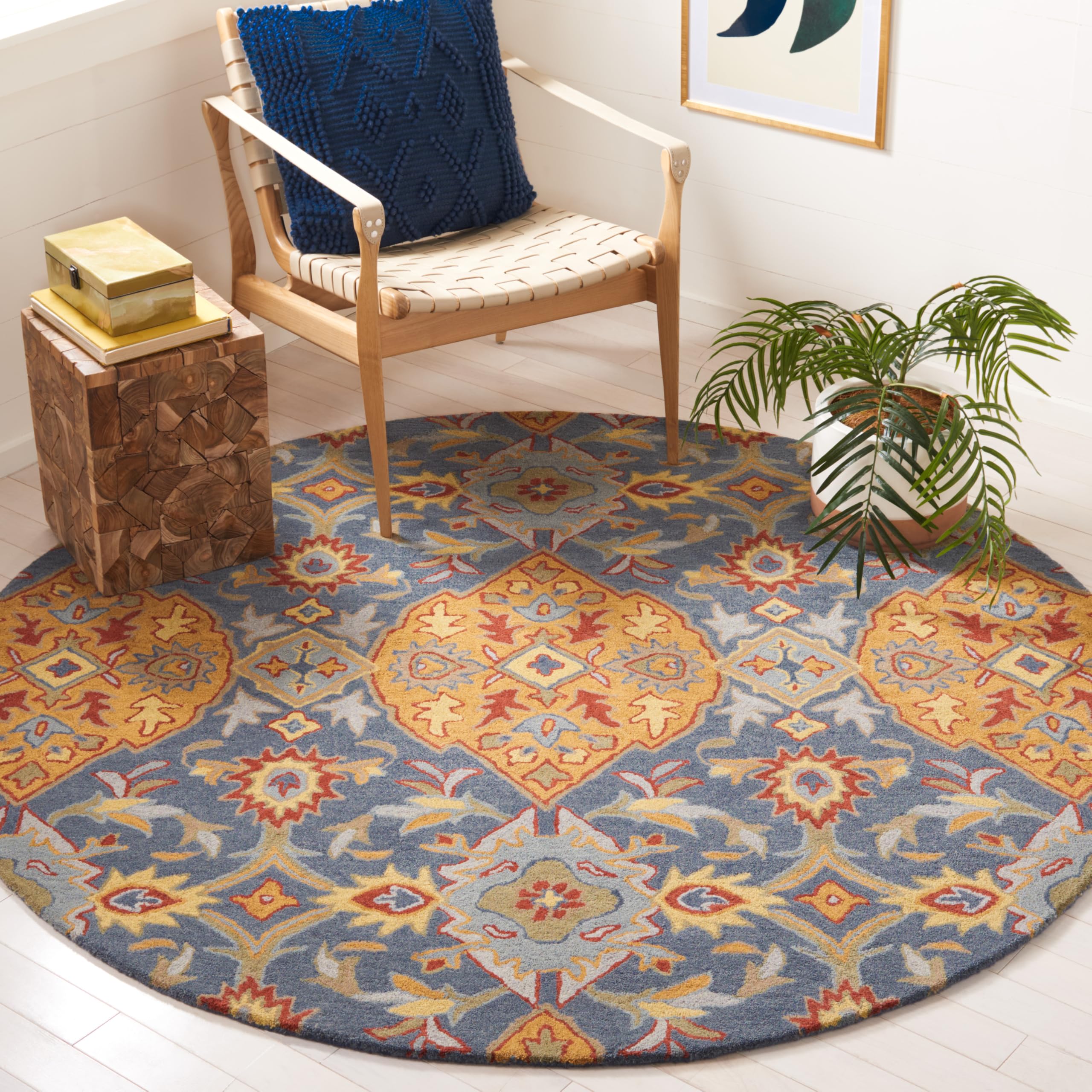 Traditional Oriental Wool Area Rug