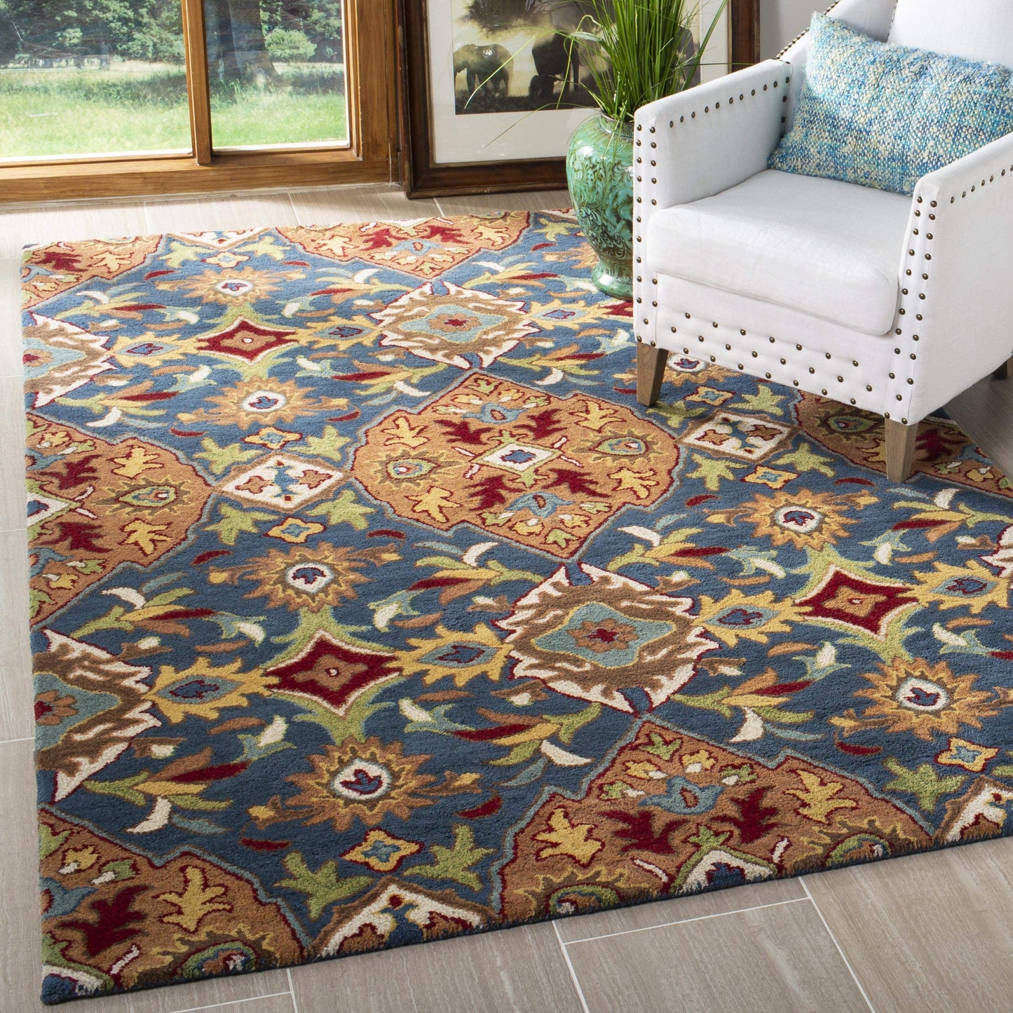 Traditional Oriental Wool Area Rug