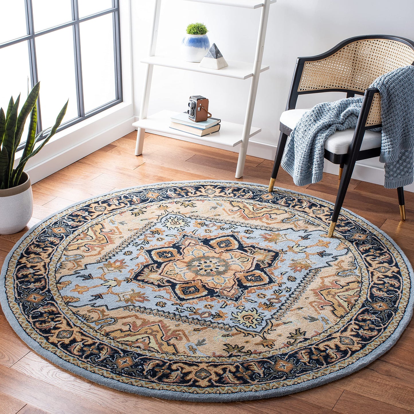 Heritage Traditional Area Rug Collection
